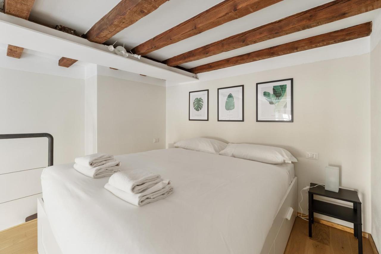 Porta Venezia Modern Loft - The Green Door Милано Екстериор снимка